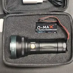 Q-max Ps-3500 Şarjlı Profesyonel Avcı El Feneri